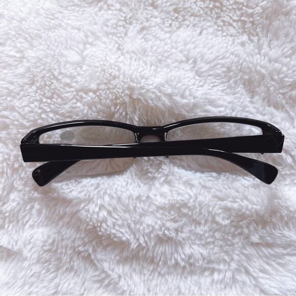 Sam Black Rectangular Reading Glasses - Picture 11 of 11